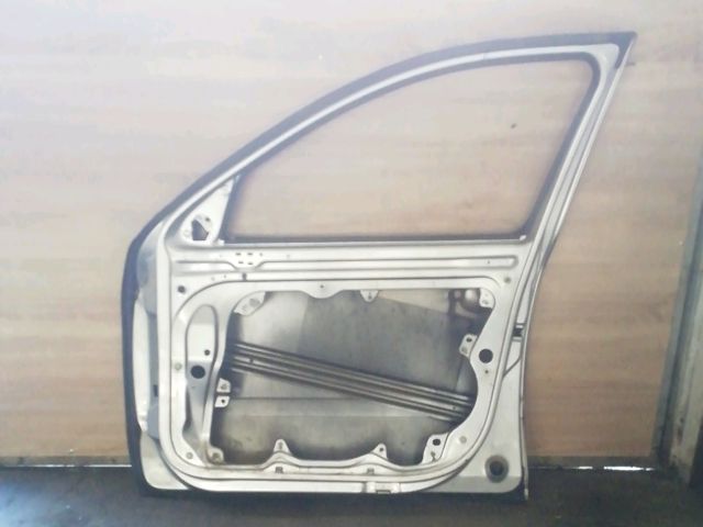 bontott SKODA OCTAVIA II Jobb első Ajtó (Üres lemez)