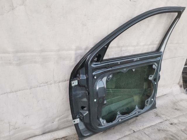 bontott SKODA OCTAVIA II Jobb első Ajtó (Üres lemez)