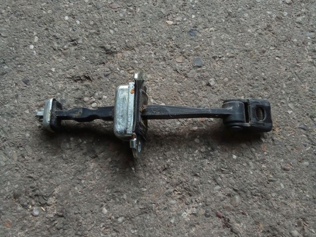 bontott SKODA OCTAVIA II Jobb első Ajtóhatároló