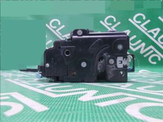 bontott SKODA OCTAVIA II Jobb első Ajtózár