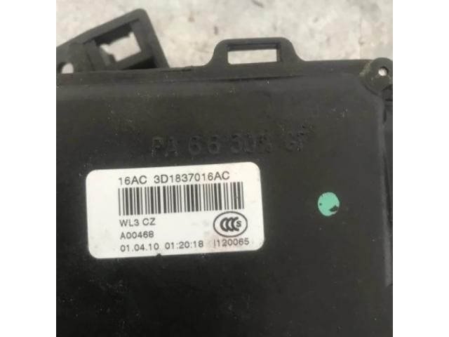 bontott SKODA OCTAVIA II Jobb első Ajtózár