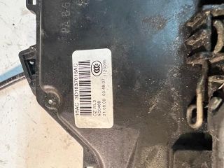 bontott SKODA OCTAVIA II Jobb első Ajtózár