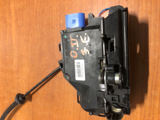 bontott SKODA OCTAVIA II Jobb első Ajtózár