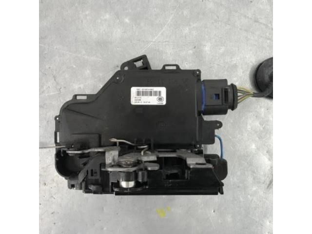 bontott SKODA OCTAVIA II Jobb első Ajtózár