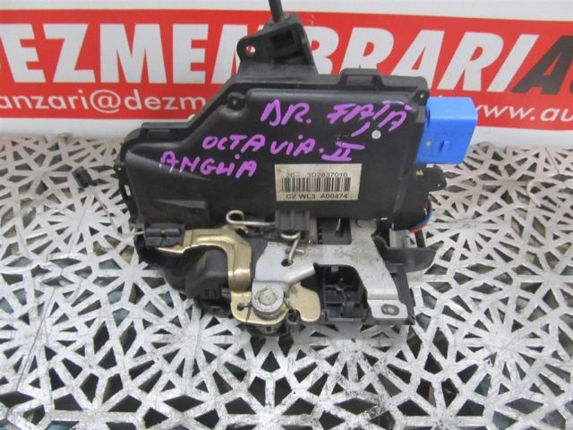 bontott SKODA OCTAVIA II Jobb első Ajtózár