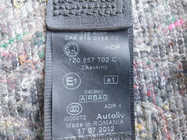 bontott SKODA OCTAVIA II Jobb első Biztonsági Öv