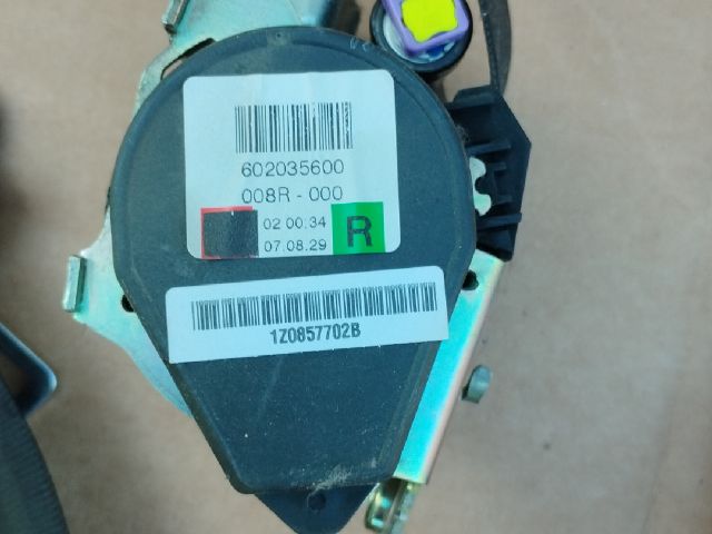 bontott SKODA OCTAVIA II Jobb első Biztonsági Öv