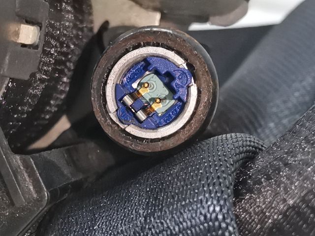 bontott SKODA OCTAVIA II Jobb első Biztonsági Öv