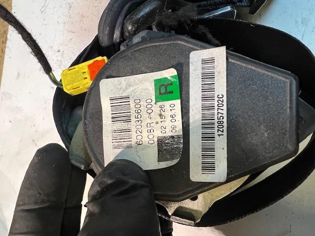 bontott SKODA OCTAVIA II Jobb első Biztonsági Öv