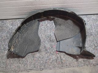 bontott SKODA OCTAVIA II Jobb első Első Dobbetét (Kerékjárati, Műanyag)