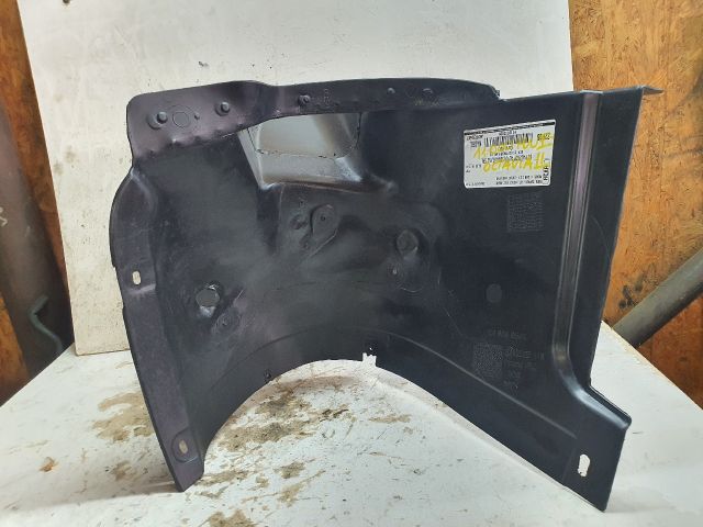 bontott SKODA OCTAVIA II Jobb első Első Dobbetét (Kerékjárati, Műanyag)