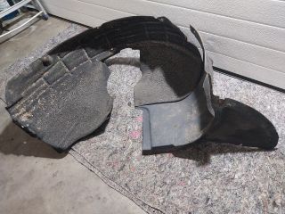 bontott SKODA OCTAVIA II Jobb első Első Dobbetét (Kerékjárati, Műanyag)