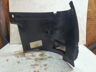 bontott SKODA OCTAVIA II Jobb első Első Dobbetét (Kerékjárati, Műanyag)