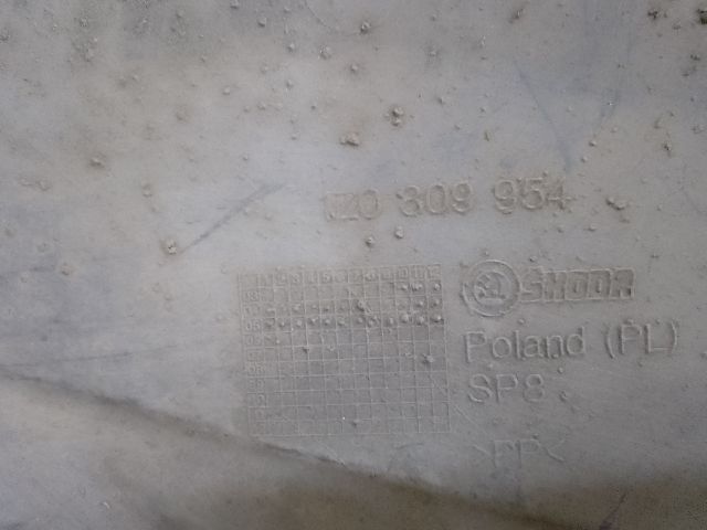 bontott SKODA OCTAVIA II Jobb első Első Dobbetét (Kerékjárati, Műanyag)