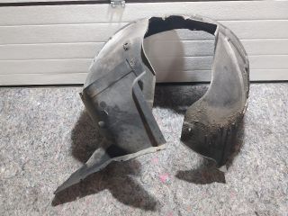 bontott SKODA OCTAVIA II Jobb első Első Dobbetét (Kerékjárati, Műanyag)