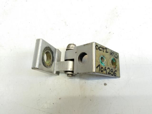 bontott SKODA OCTAVIA II Jobb első Felső Zsanér