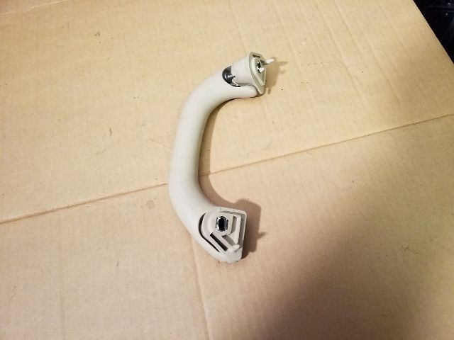 bontott SKODA OCTAVIA II Jobb első Kapaszkodó (Felső)