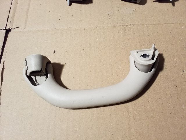 bontott SKODA OCTAVIA II Jobb első Kapaszkodó (Felső)