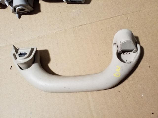 bontott SKODA OCTAVIA II Jobb első Kapaszkodó (Felső)