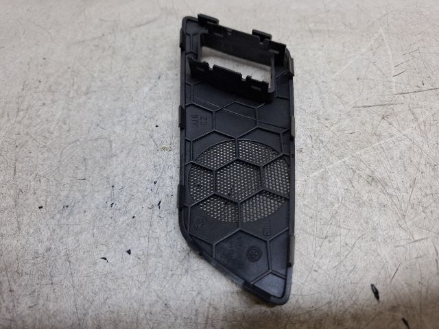 bontott SKODA OCTAVIA II Jobb első Kis Hangszóró Burkolat