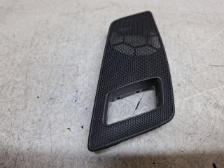 bontott SKODA OCTAVIA II Jobb első Kis Hangszóró Burkolat