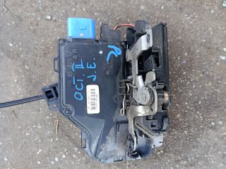 bontott SKODA OCTAVIA II Jobb első Központizár Motor