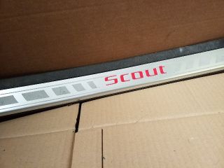 bontott SKODA OCTAVIA II Jobb első Küszöb Díszléc