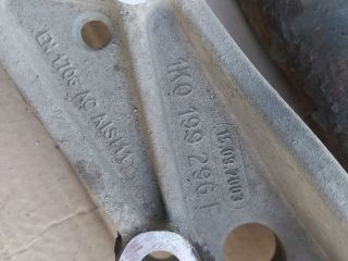 bontott SKODA OCTAVIA II Jobb első Lengőkar