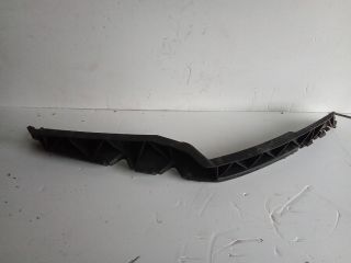 bontott SKODA OCTAVIA II Jobb első Lökhárító Tartó (Műanyag)