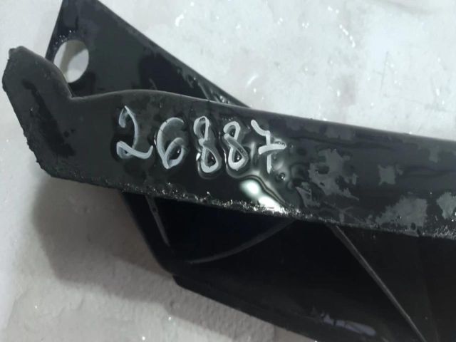 bontott SKODA OCTAVIA II Jobb első Lökhárító Tartó (Műanyag)