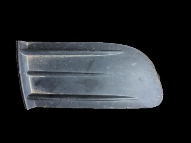 bontott SKODA OCTAVIA II Jobb első Lökhárító Vakborítás