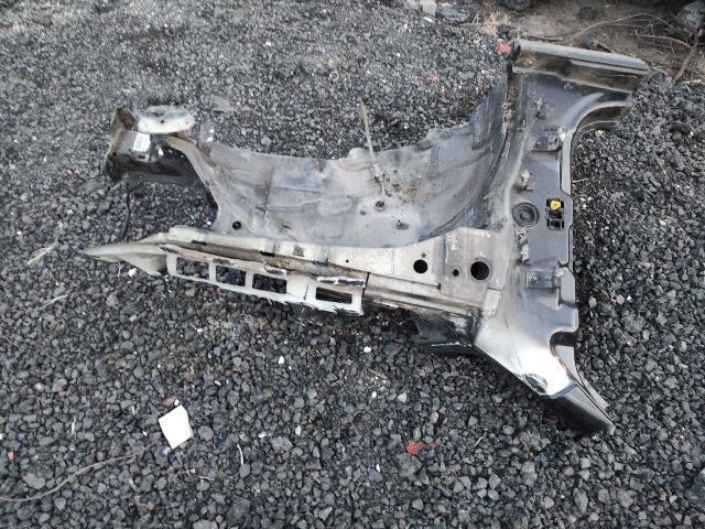 bontott SKODA OCTAVIA II Jobb első Negyed Karosszéria Csomag