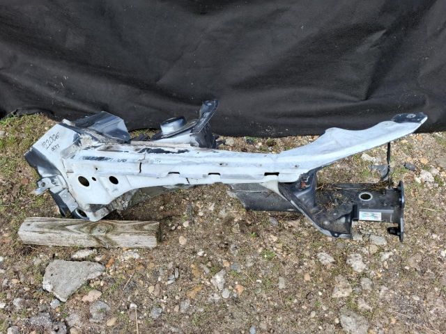 bontott SKODA OCTAVIA II Jobb első Negyed Karosszéria Csomag