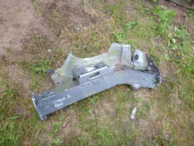 bontott SKODA OCTAVIA II Jobb első Negyed Karosszéria Csomag