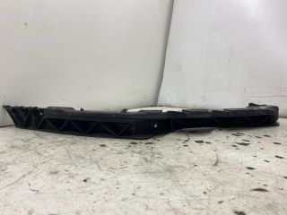 bontott SKODA OCTAVIA II Jobb első Oldal Lökhárító Tartó (Műanyag)