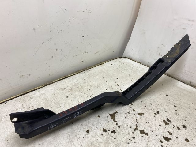 bontott SKODA OCTAVIA II Jobb első Oldal Lökhárító Tartó (Műanyag)