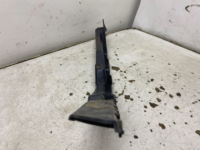 bontott SKODA OCTAVIA II Jobb első Oldal Lökhárító Tartó (Műanyag)