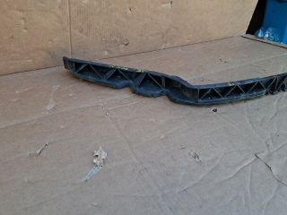 bontott SKODA OCTAVIA II Jobb első Oldal Lökhárító Tartó (Műanyag)