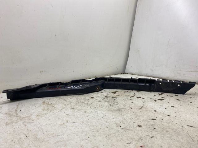 bontott SKODA OCTAVIA II Jobb első Oldal Lökhárító Tartó (Műanyag)