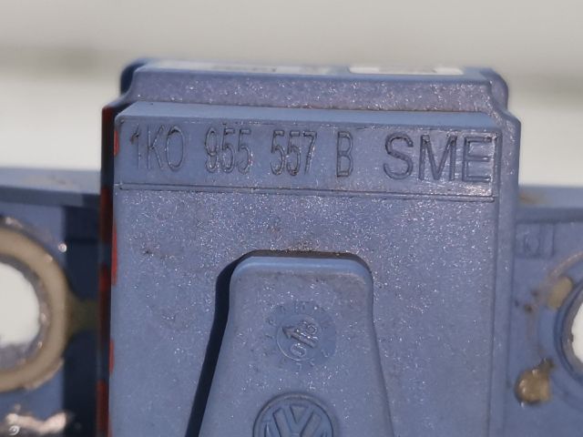 bontott SKODA OCTAVIA II Jobb első Oldal Ütközés Érzékelő