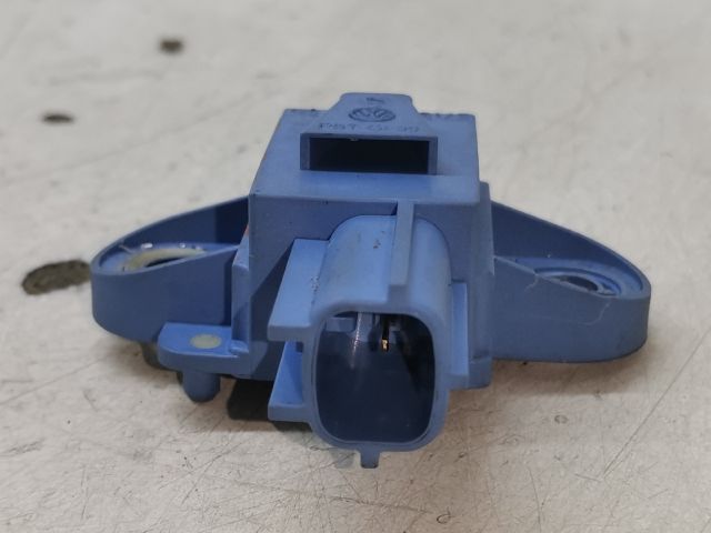 bontott SKODA OCTAVIA II Jobb első Oldal Ütközés Érzékelő