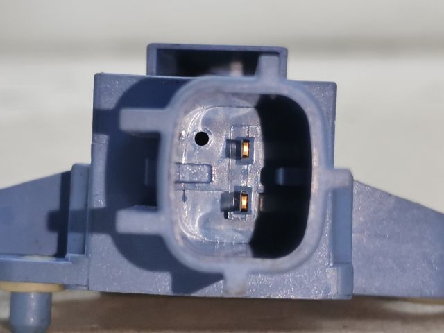 bontott SKODA OCTAVIA II Jobb első Oldal Ütközés Érzékelő