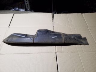 bontott SKODA OCTAVIA II Jobb első Sárvédő Zajszigetelés