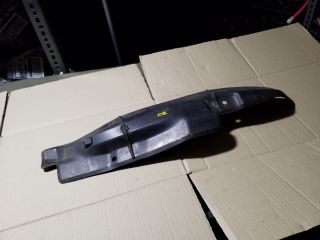 bontott SKODA OCTAVIA II Jobb első Sárvédő Zajszigetelés