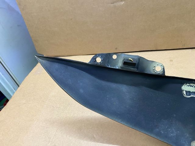 bontott SKODA OCTAVIA II Jobb első Sárvédő