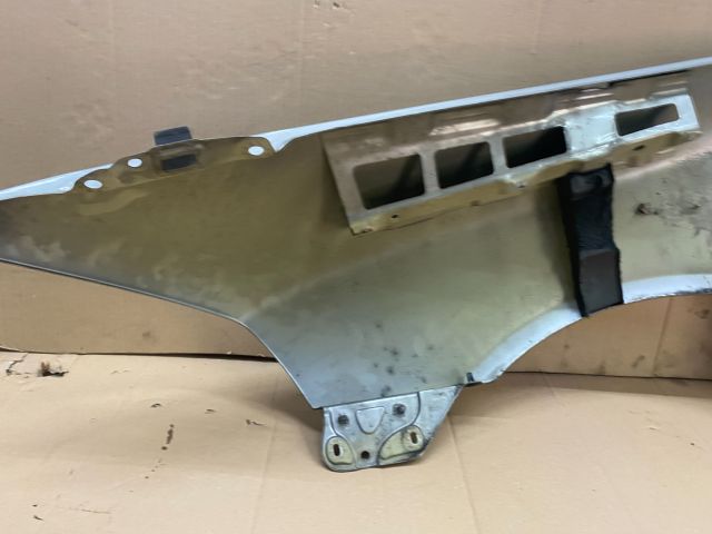 bontott SKODA OCTAVIA II Jobb első Sárvédő