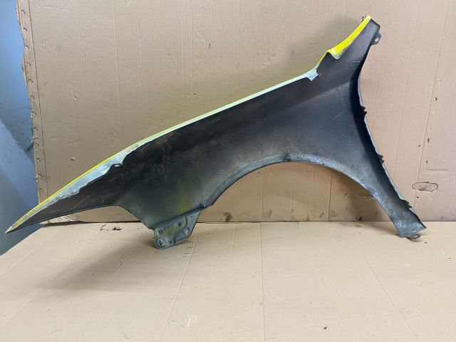 bontott SKODA OCTAVIA II Jobb első Sárvédő