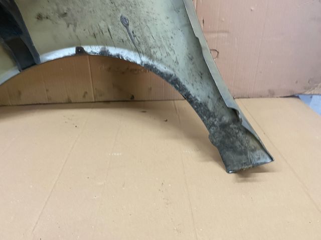 bontott SKODA OCTAVIA II Jobb első Sárvédő