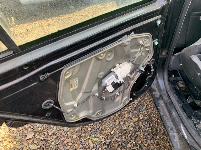 bontott SKODA OCTAVIA II Jobb első Ülés