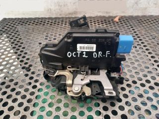 bontott SKODA OCTAVIA II Jobb első Zsanér